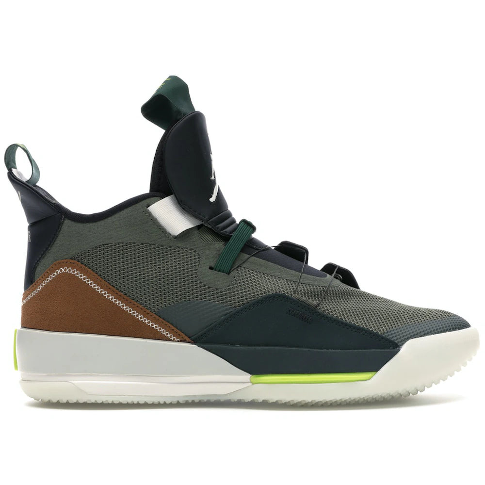 Jordan XXXIII Travis Scott Sneakers